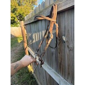 Western Leather Horse Bridle with Star Concho & Bit Included